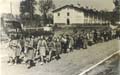 Uczniowie Szkoły Podstawowej w Józefowie podczas pochodu pierwszomajowego 1950